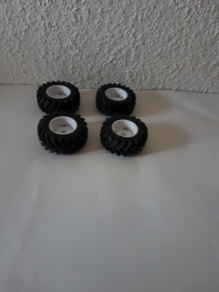 Radumbau für Schlüter Super trac 2000